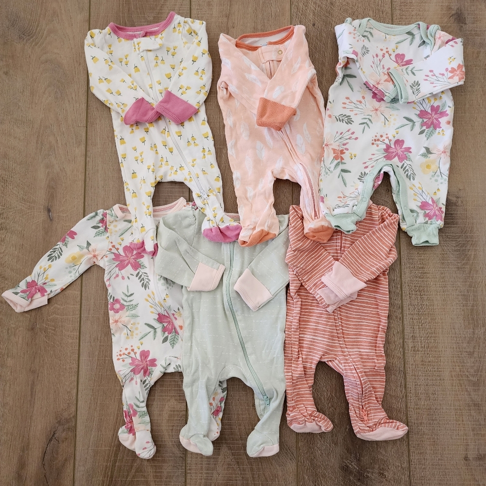 CLOUD ISLAND | Newborn Babygirl Pajama Bundle